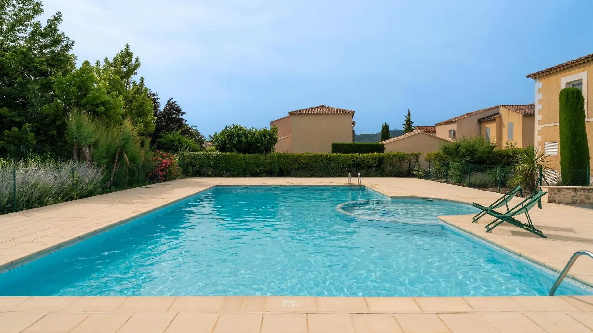 Holiday home Villa Climatisee Avec Piscine Vaison-la-Romaine