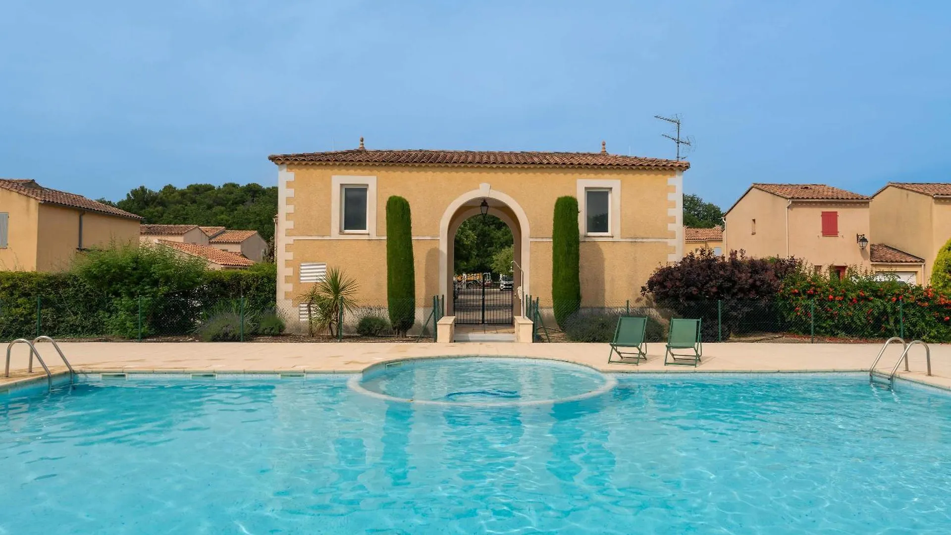 Villa Climatisee Avec Piscine Vaison-la-Romaine